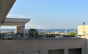 Cozy Apartment Sea View Air Cond